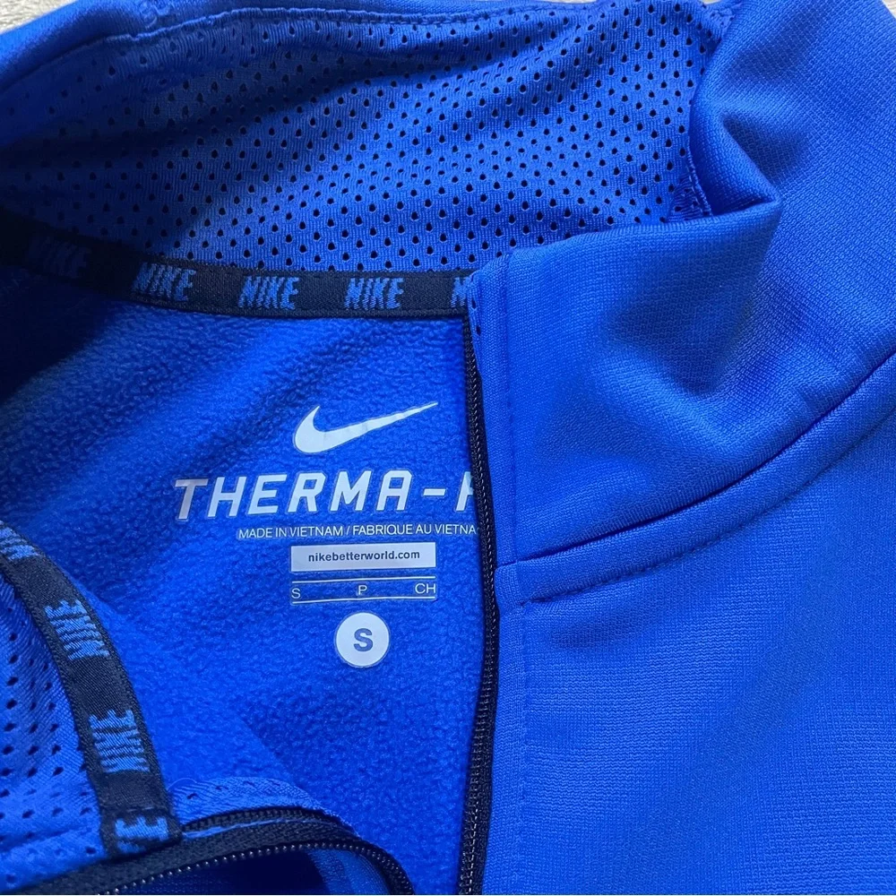 Nike Quarter Zip - Picture 2 of 2